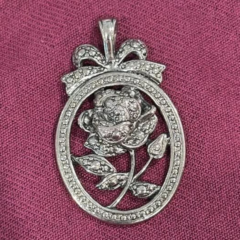 Vintage 1987 “I Love You Grandmother” Rose Pendant | Silver Tone Marcasite